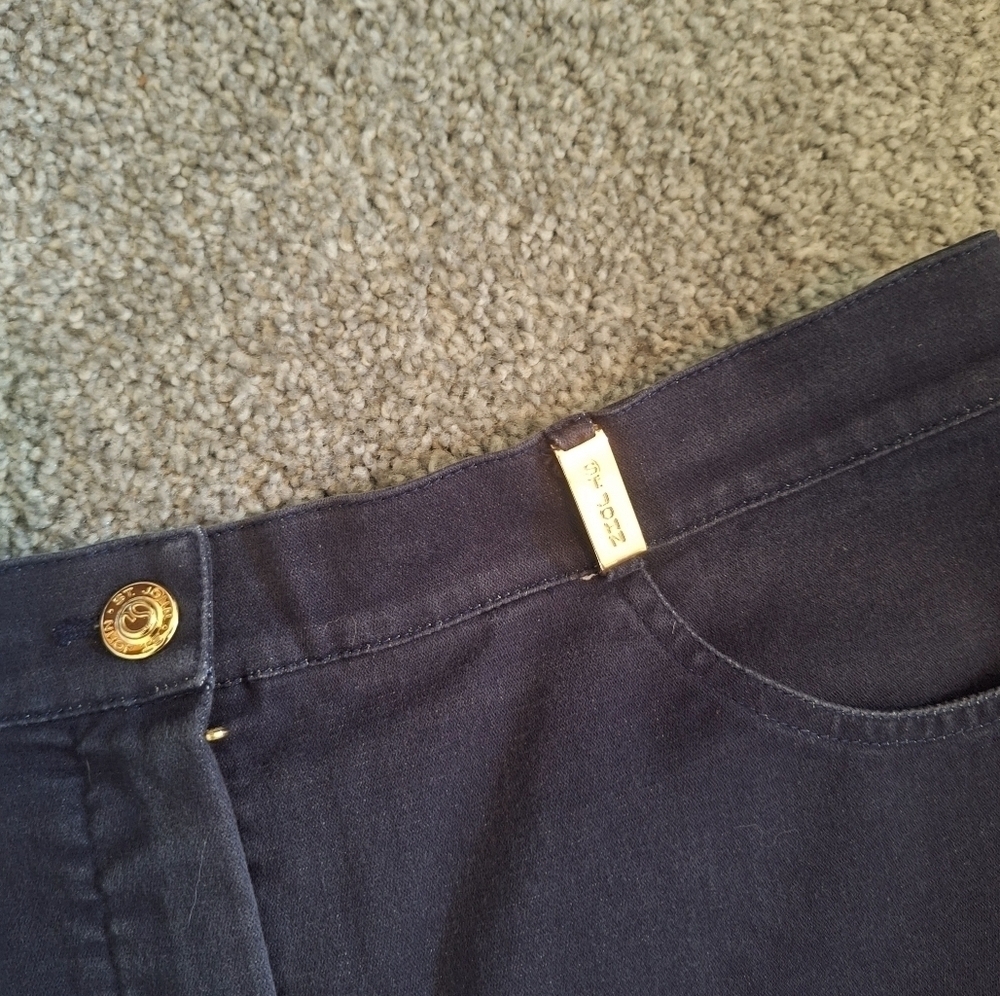 St John Straight Leg Dark Denim Pants Size 10 short - Picture 3 of 5